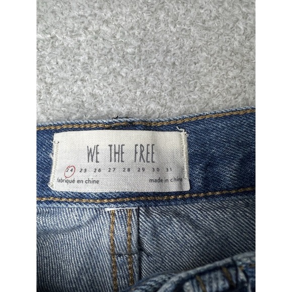 We‎ The Free Denim Shorts Patchwork Distressed Frayed Hem Casual EUC Size 24 - Picture 5 of 9